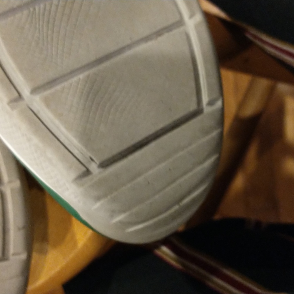 PRADA 👀 - Picture 9 of 16